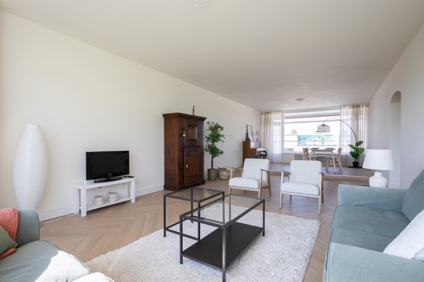 Medium property photo - Groen van Prinstererlaan 117, 2555 HM Den Haag